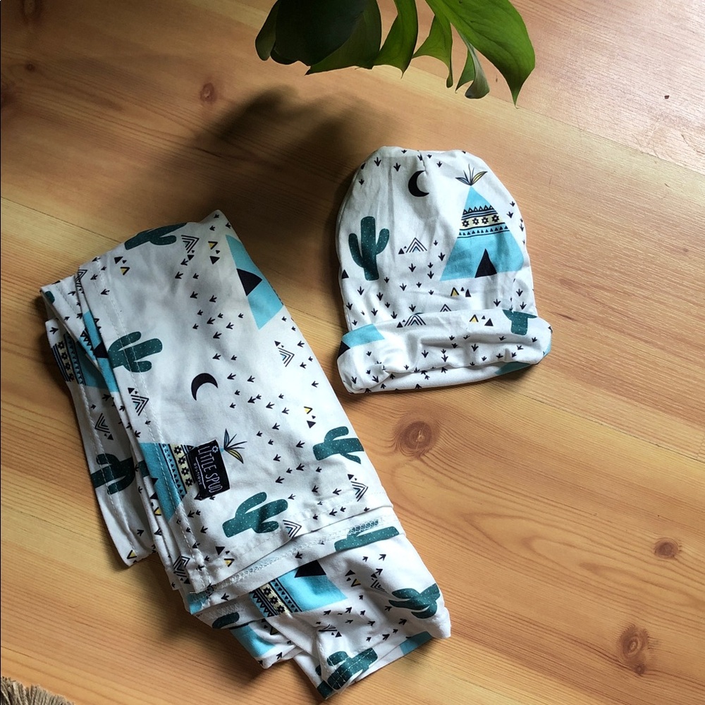 Little Spud Boutique Swaddle Blanket & Hat